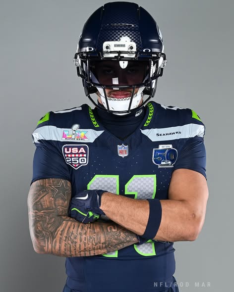 SEA Super Bowl LX - 50th Anniversary Patch Gold Vapor Limited Jersey N19 - All Stitched