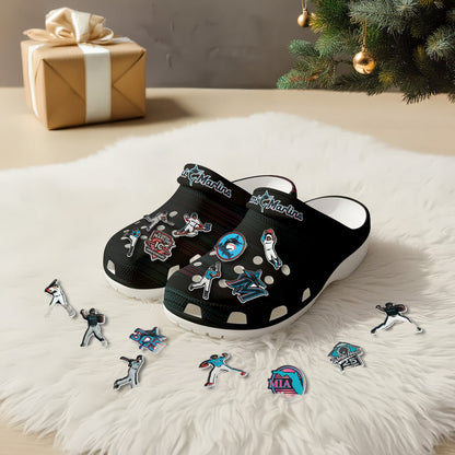 MIA 2026 Black clogs - Charms Gift Set